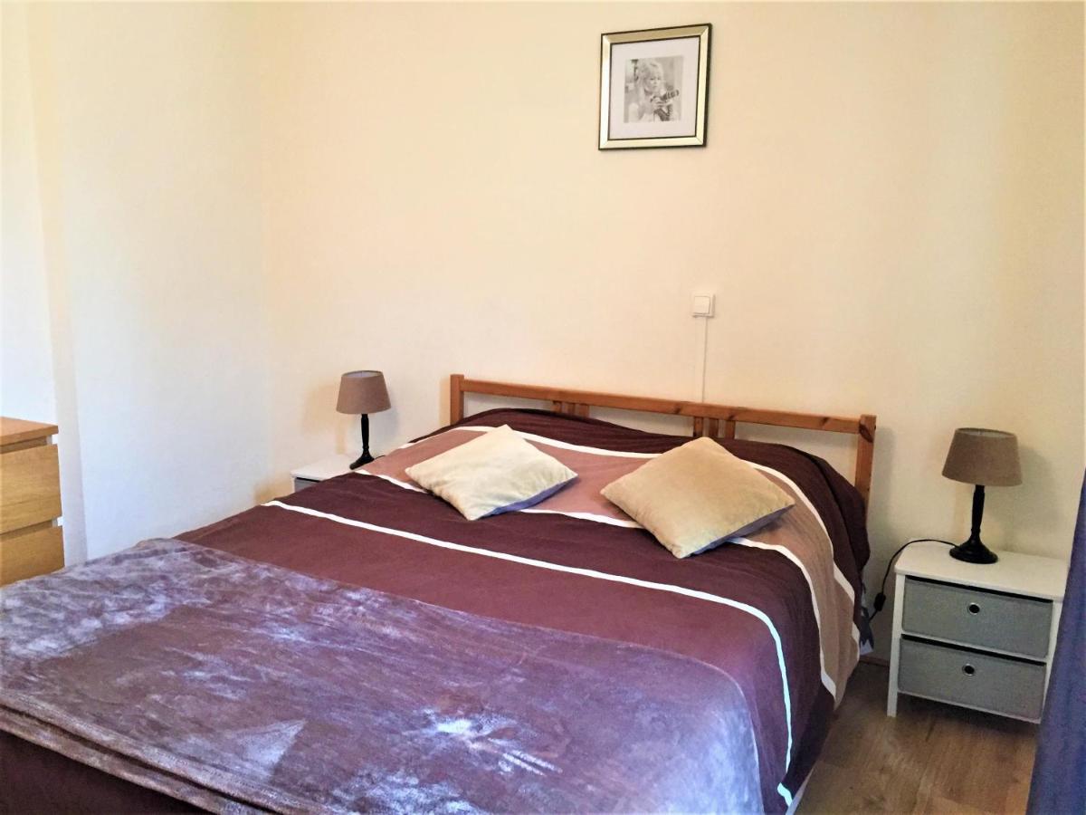 Appartement Familial Le Tanis Pontorson Ngoại thất bức ảnh